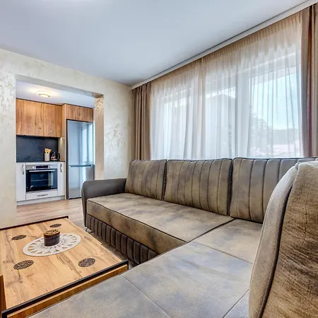 Rhodope Escape - Modern 1br With Balcony & Free Parking Apartman